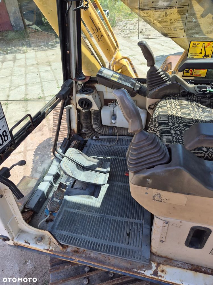 Komatsu pc210lc-5k - 5