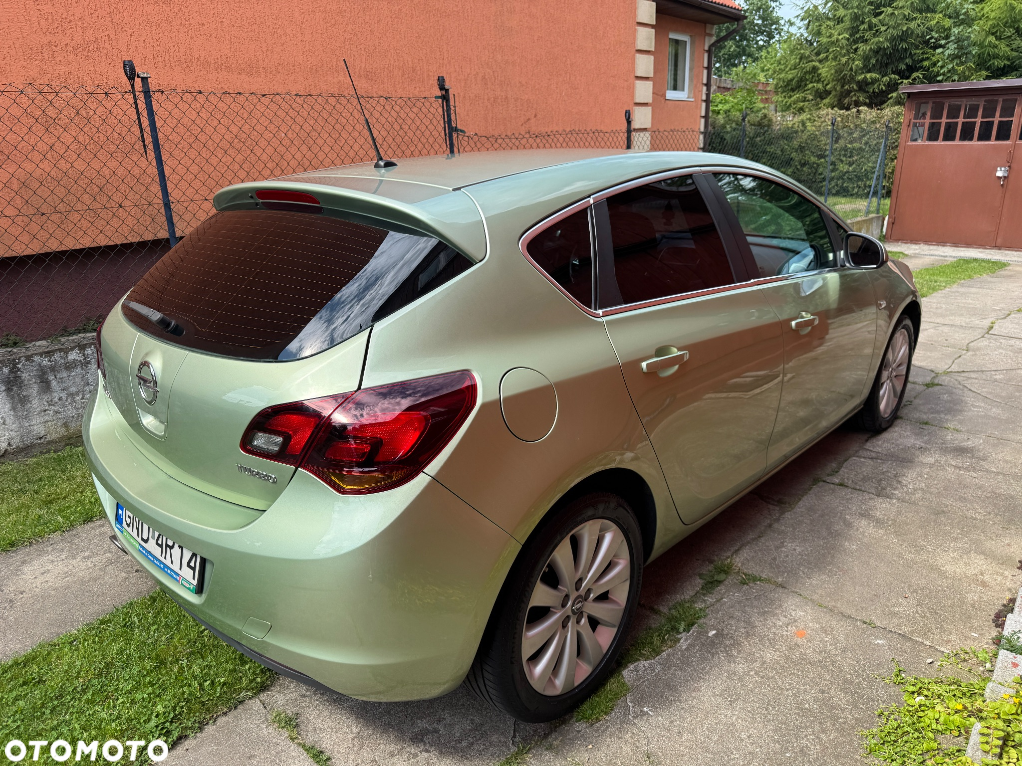 Opel Astra IV 1.4 T Cosmo - 4