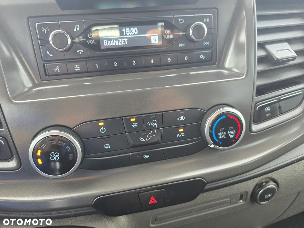 Ford Transit - 24