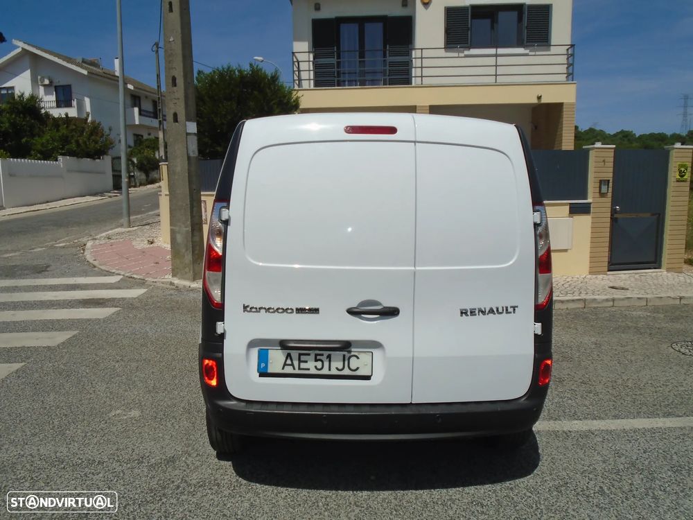 Renault Kangoo 1.5 DCI MAXI 3 LUGARES- 95 CV 6 V- IVA DEDUTIVEL - 26