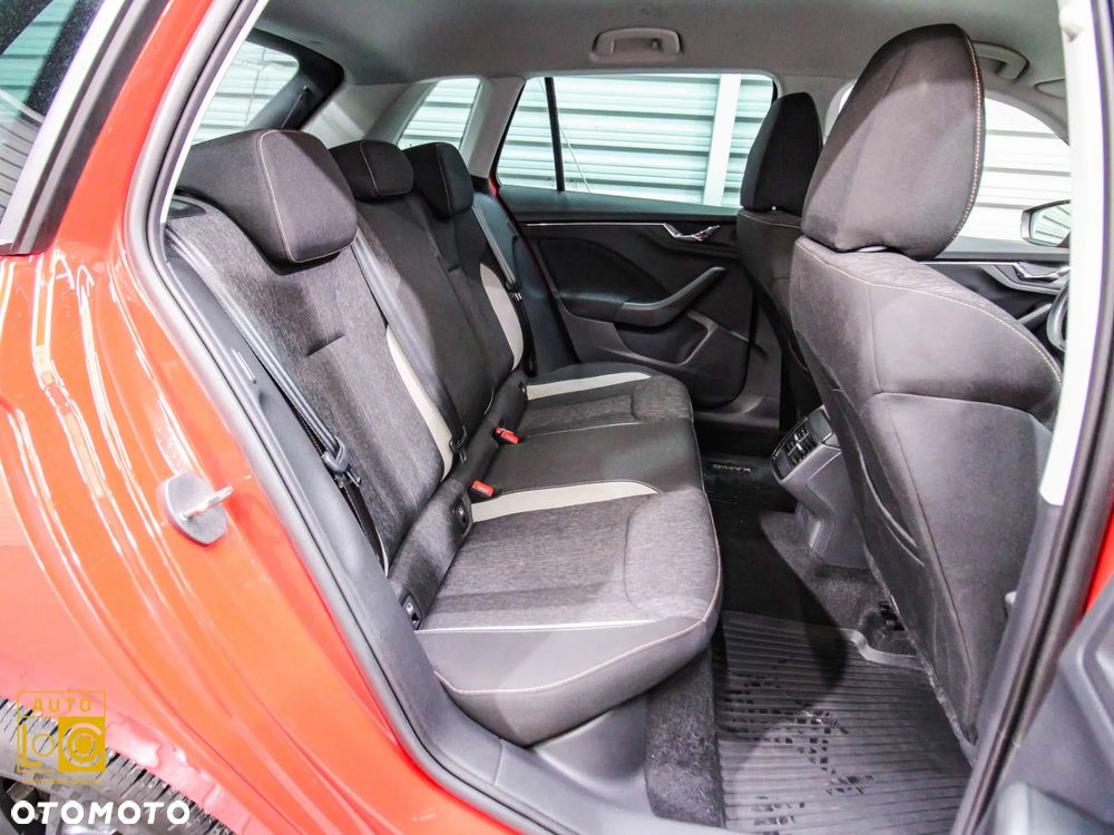 Skoda Kamiq 1.0 TSI Style DSG - 11