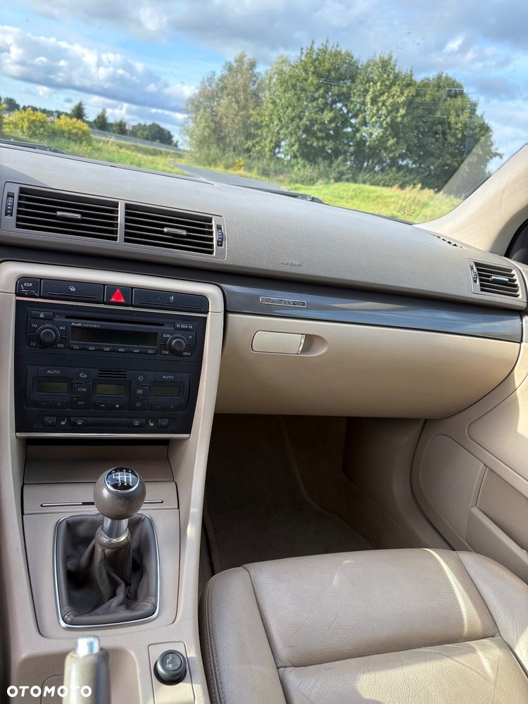 Audi A4 Avant 1.8 T quattro - 11