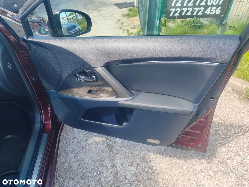 Toyota Avensis 1.8 Executive - 18
