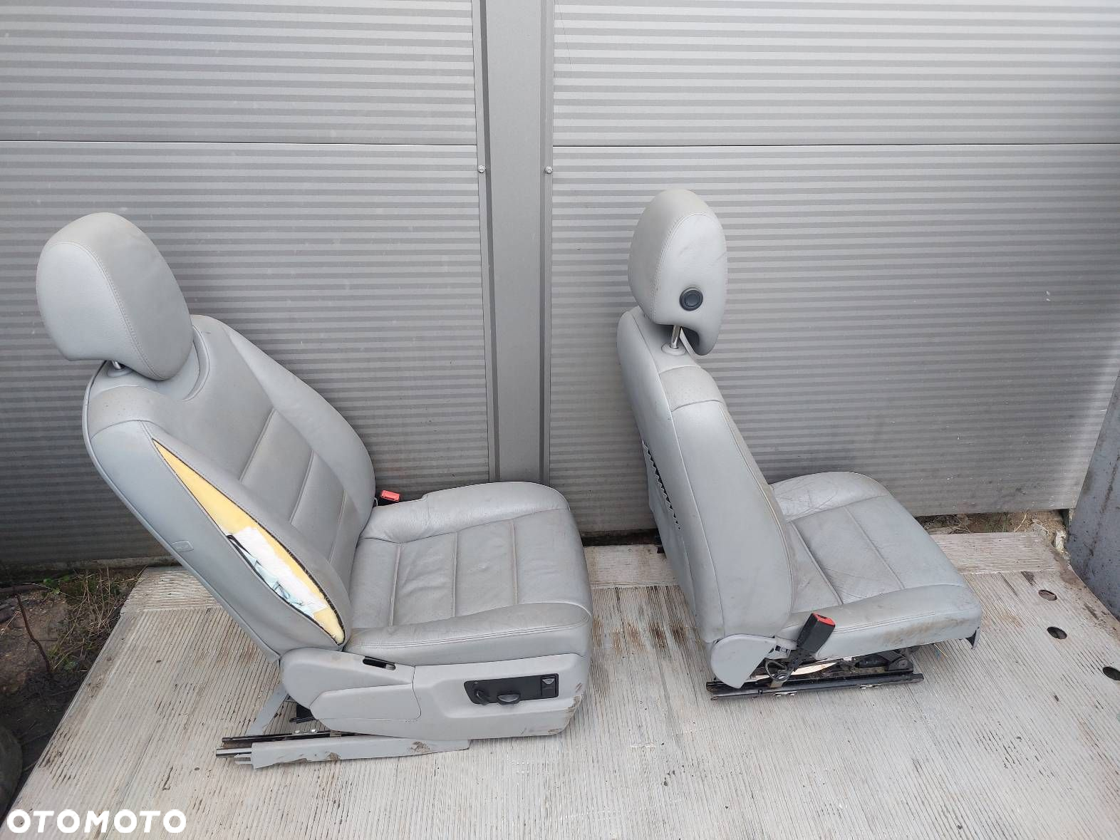 KOMPLET FOTELI LEWY PRAWY KANAPA TYŁ PORSCHE CAYENNE  I - 9