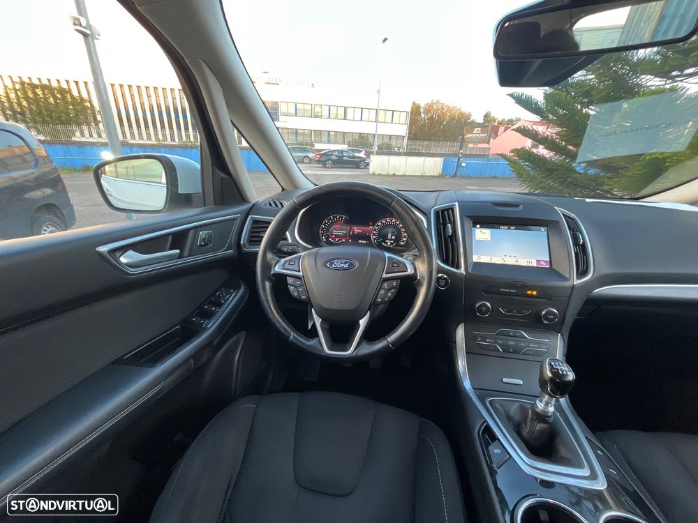 Ford S-Max 2.0 TDCi Titanium - 51