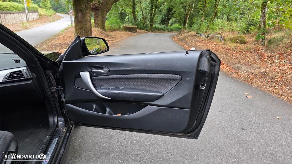 BMW 118 d Pack M - 18