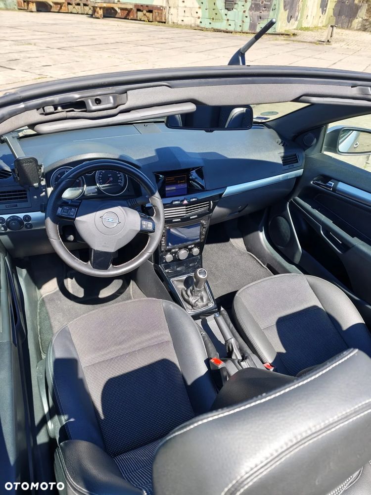 Opel Astra - 21