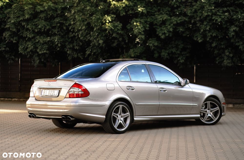 Mercedes-Benz Klasa E 63 AMG - 4