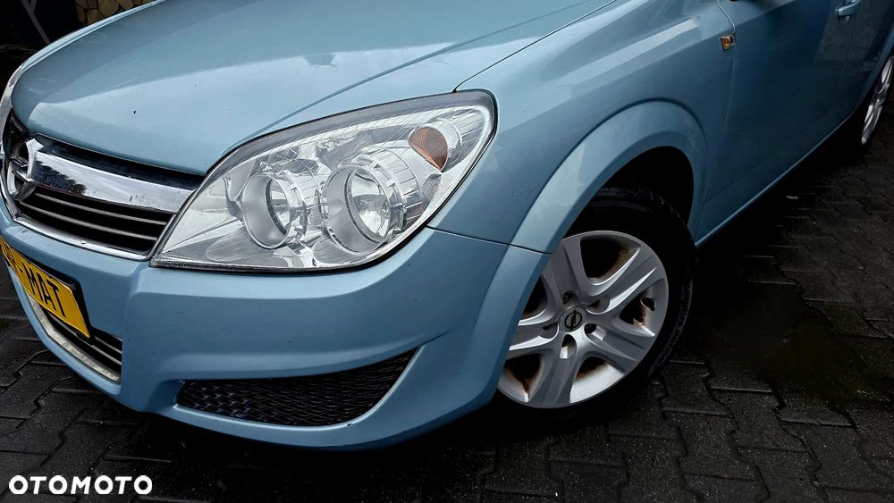 Opel Astra 1.6 Innovation - 4