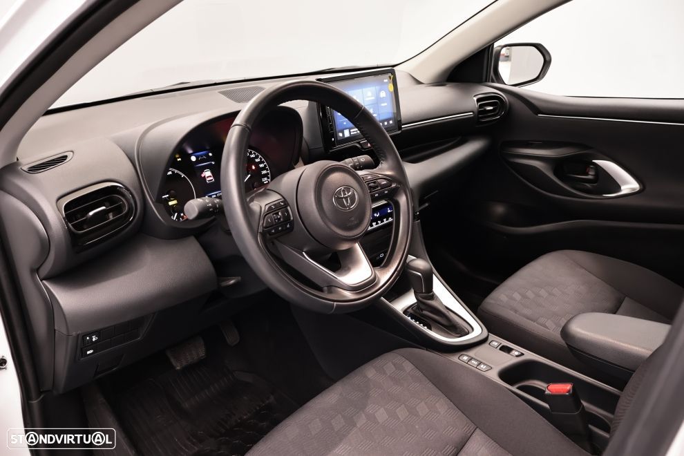 Toyota Yaris 1.5 HDF Comfort Plus - 21