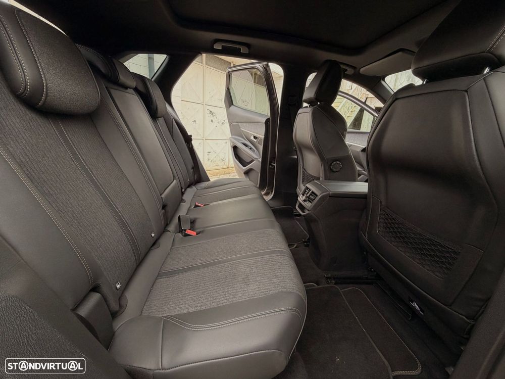 Peugeot 3008 1.5 BlueHDi GT Line EAT8 - 26
