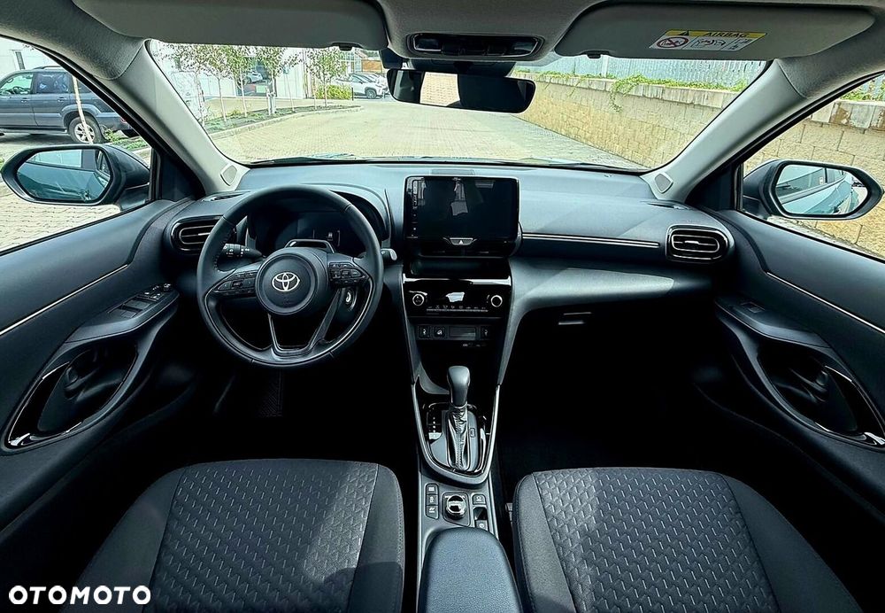 Toyota Yaris Cross Hybrid 1.5 Comfort AWD - 2