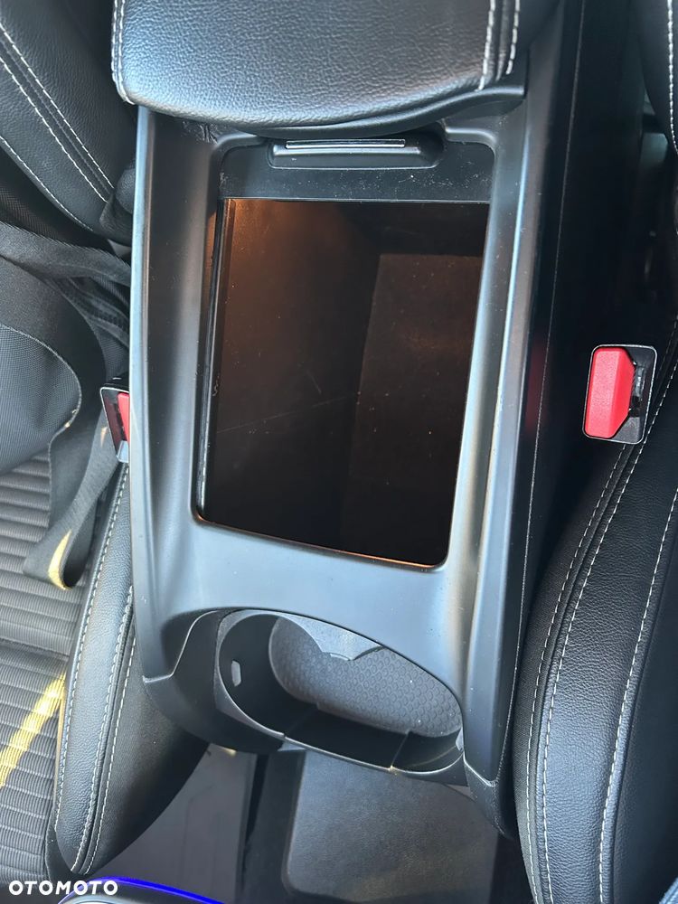 Renault Grand Scenic - 8