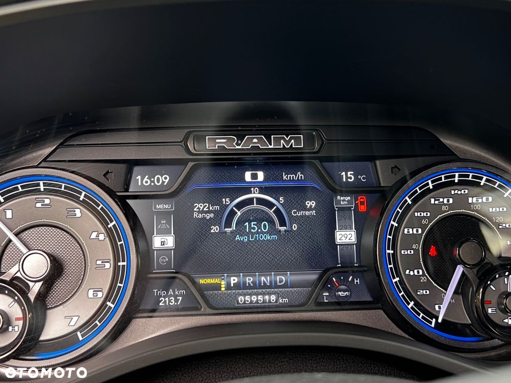 RAM 1500 5.7 Crew Cab Limited - 8