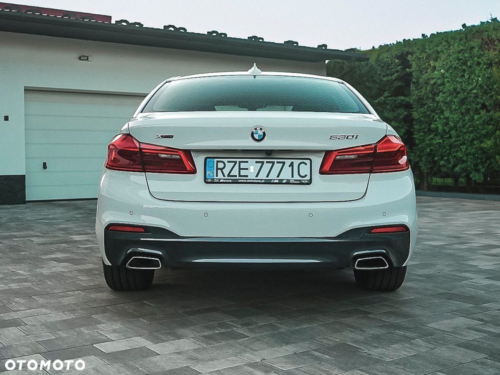 BMW Seria 5 530i xDrive M Sport sport - 7