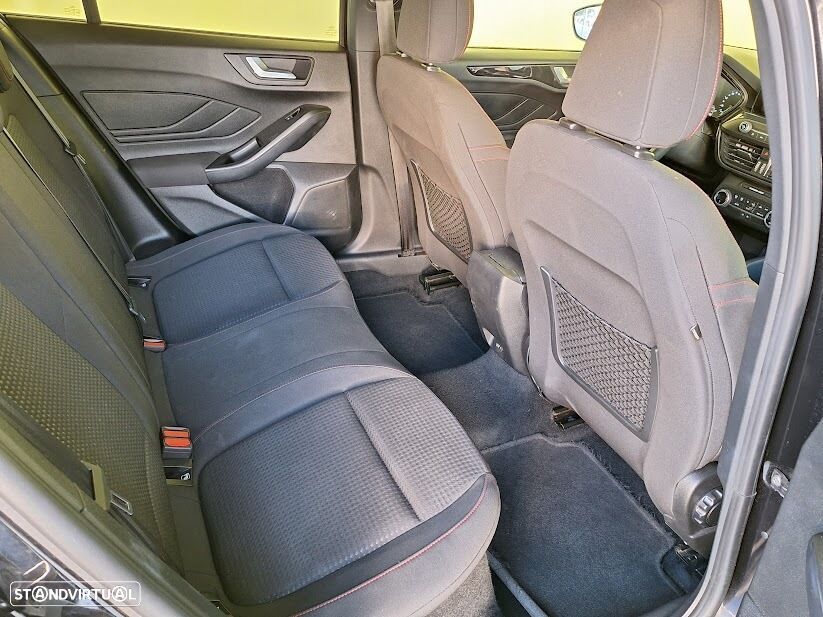 Ford Focus 1.0 EcoBoost ST-Line Aut. - 11