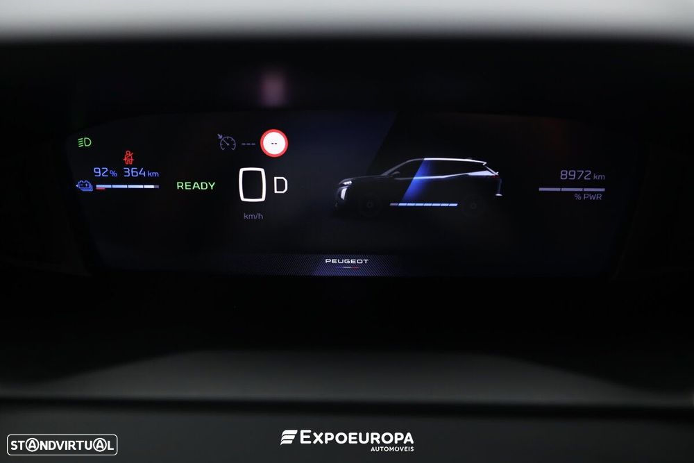 Peugeot e-2008 Allure - 11