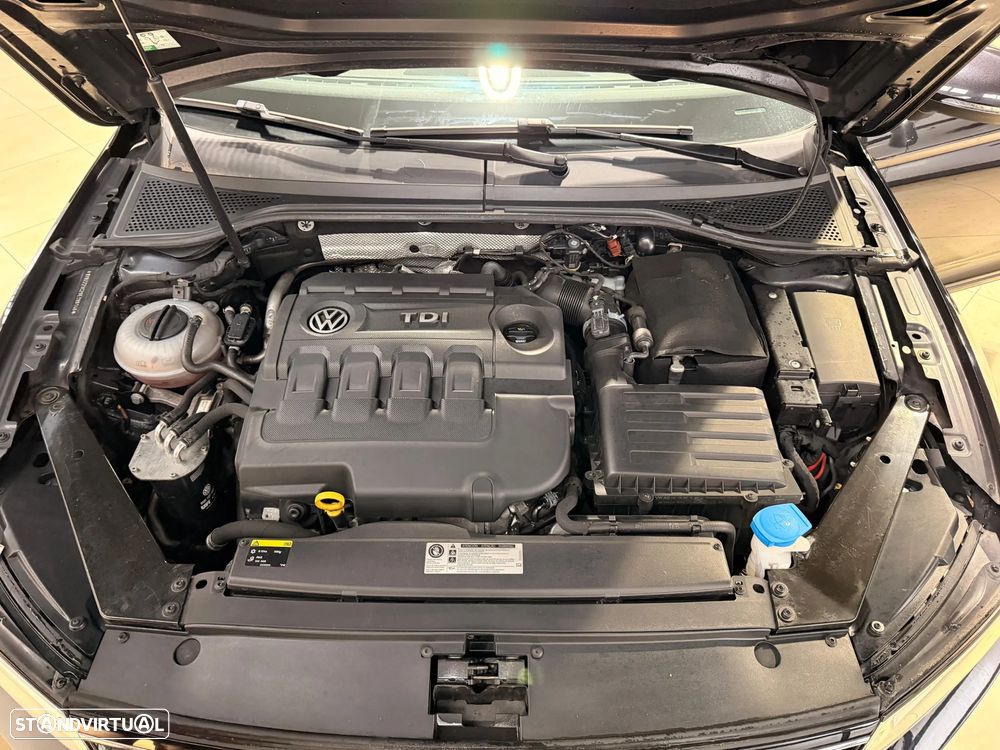VW Passat Variant 1.6 TDI BlueMotion - 37