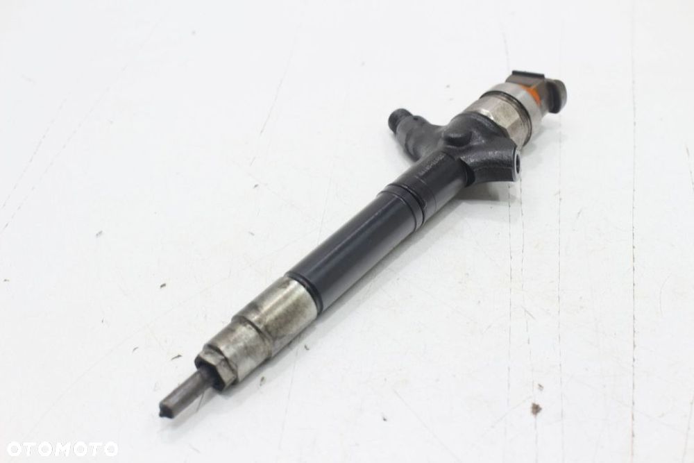 Wtryskiwacz 23670-0R190 Toyota 2.0 D4D Sprawdzany - 3