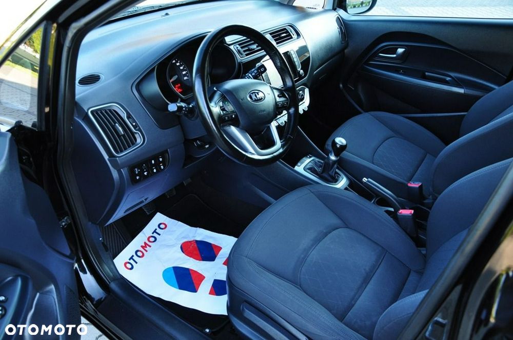 Kia Rio - 29