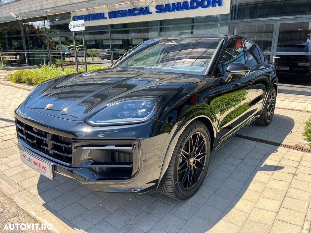 PORSCHE Cayenne Coupe 2026 — imagine 3