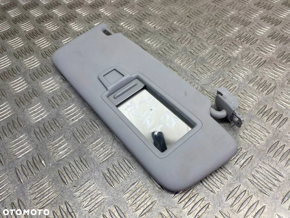 OSŁONA PRZECIWSŁONECZNA DASZEK PRAWY AUDI A4 B9 OE 8V5857552A - 1