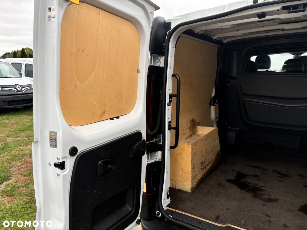 Renault Trafic - 17