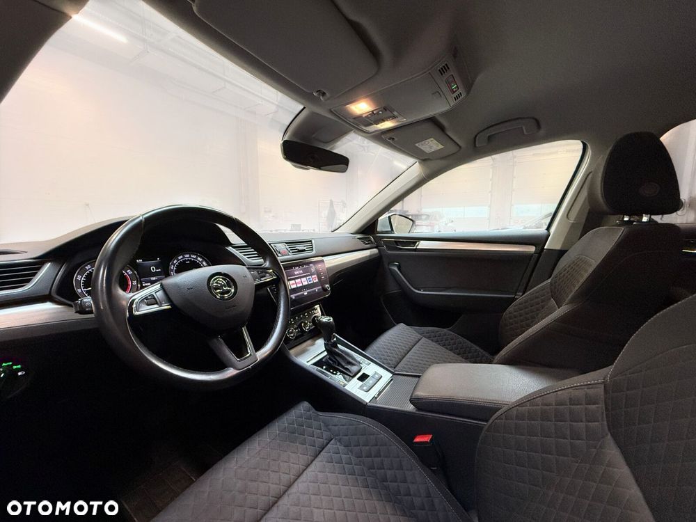 Skoda Superb 1.5 TSI Ambition DSG - 18