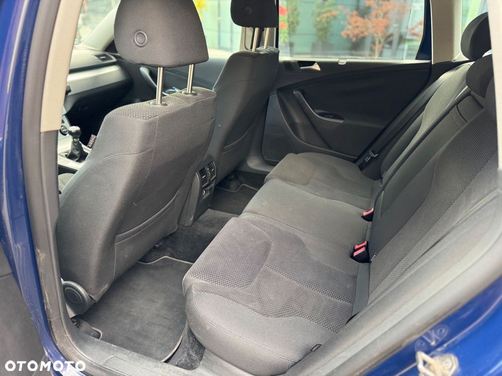 Volkswagen Passat 2.0 TDI DPF Comfortline - 15