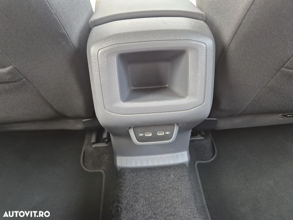 Volkswagen T-Cross 1.5 TSI DSG Style - 12