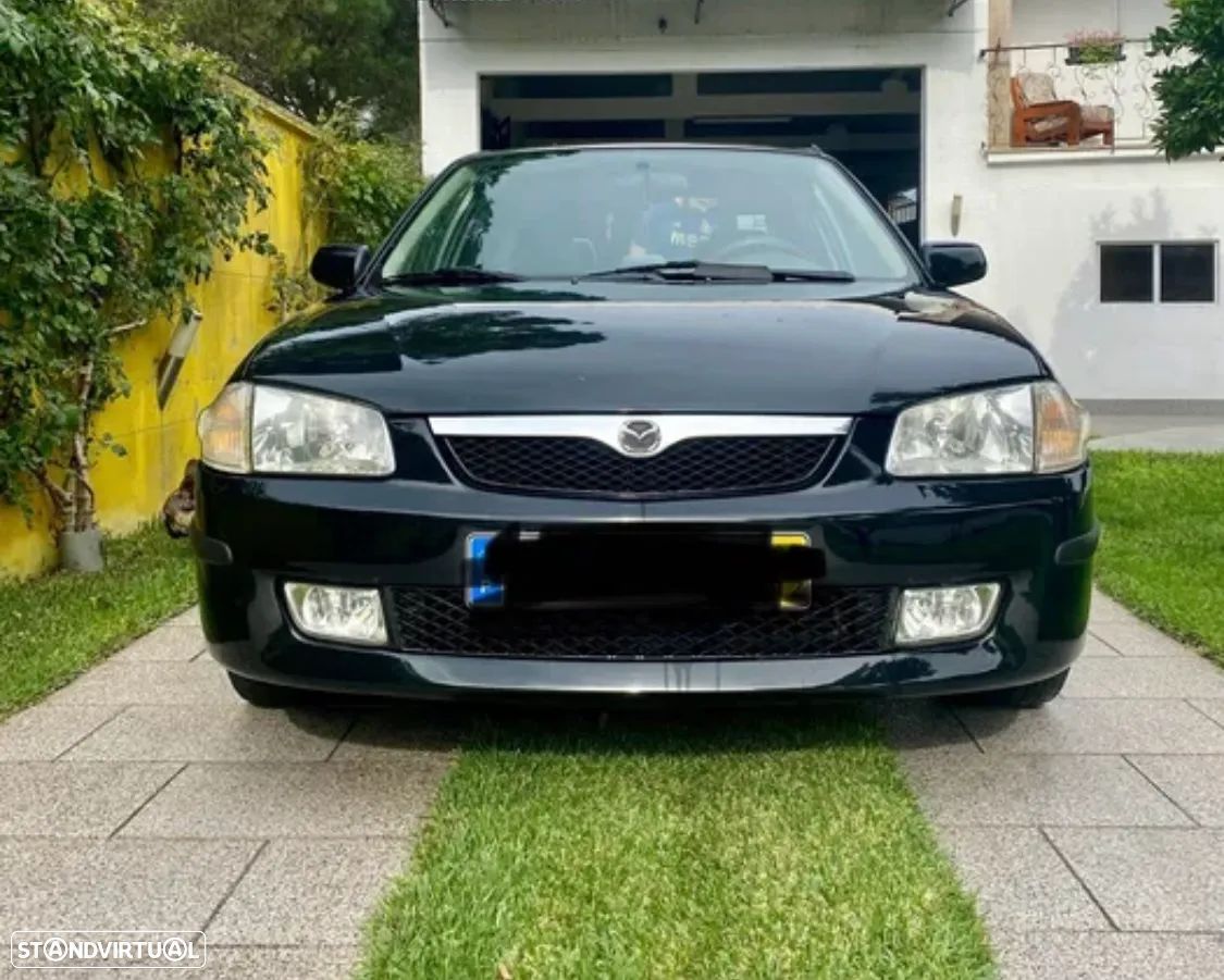 Mazda 323 - 1