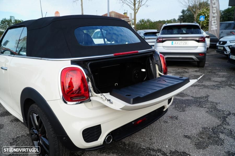 MINI Cabrio Cooper Premium Plus JCW Auto - 7