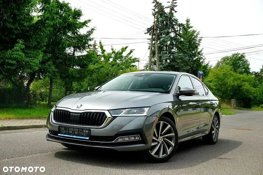Skoda Octavia 1.5 TSI e-TEC DSG Selection Plus - 9