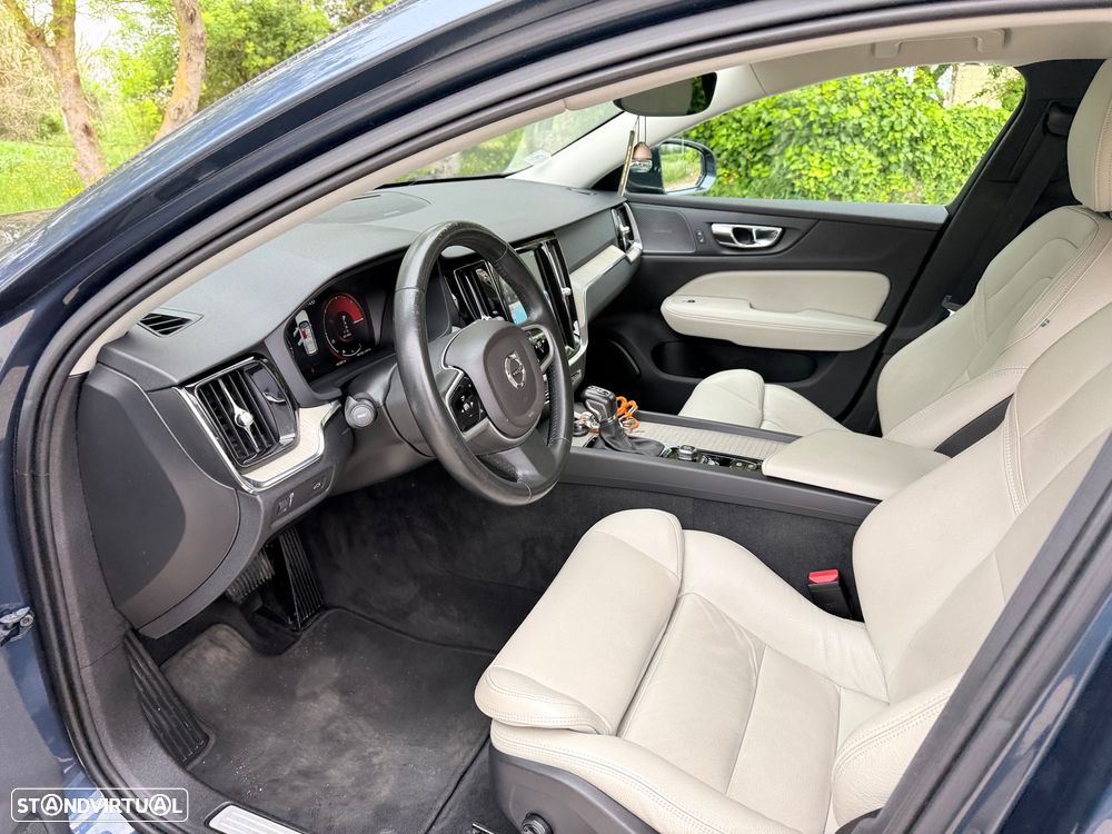 Volvo V60 2.0 D4 Inscription Geartronic - 19