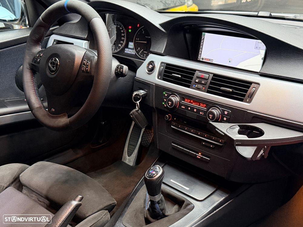 BMW 320 d Coupe - 23