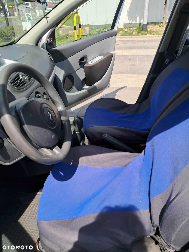Renault Clio - 7