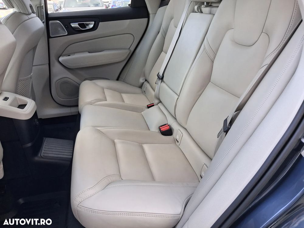 Volvo XC 60 T8 AWD AT PHEV Ultra Bright - 41