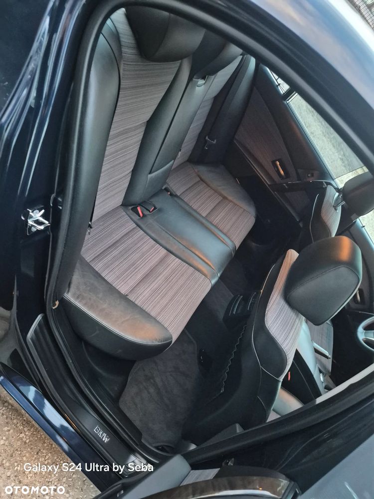 BMW Seria 5 - 25
