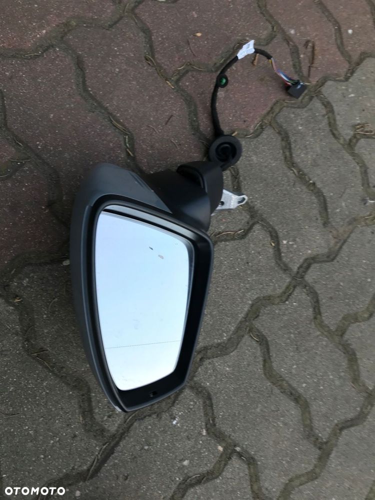 LUSTERKO LEWE 9PIN VW TIGUAN II LIFT 19- 5NA - 1