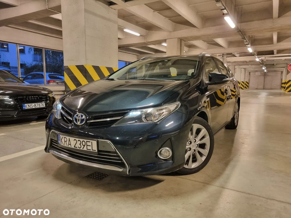 Toyota Auris - 2