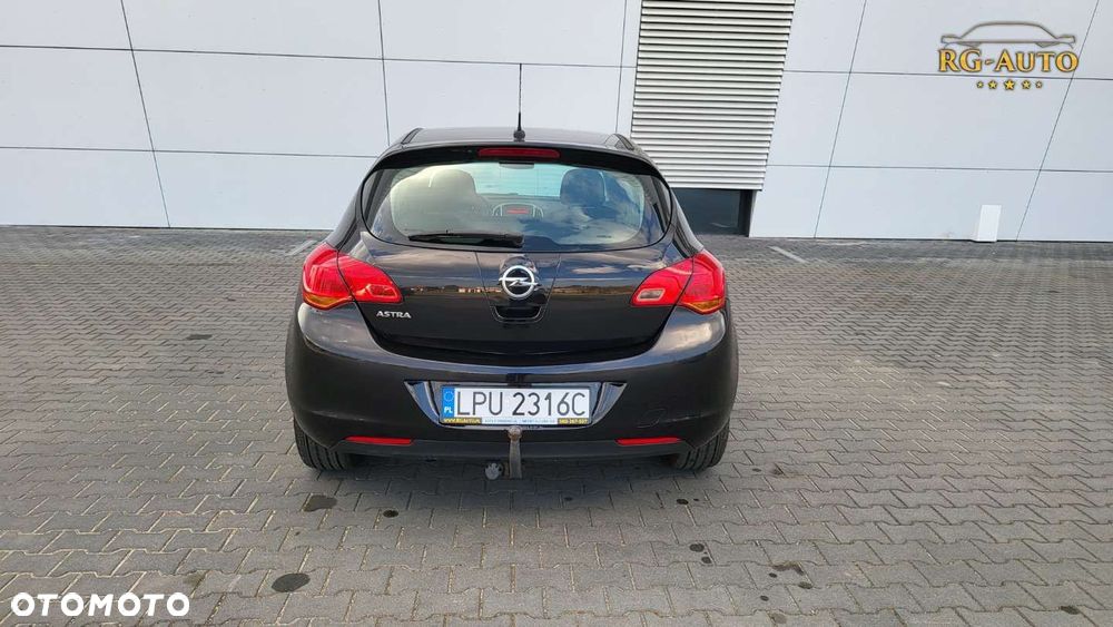 Opel Astra - 11