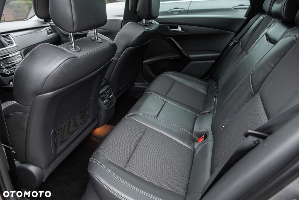 Peugeot 508 RXH BlueHDi 180 EAT6 Stop&Start - 22
