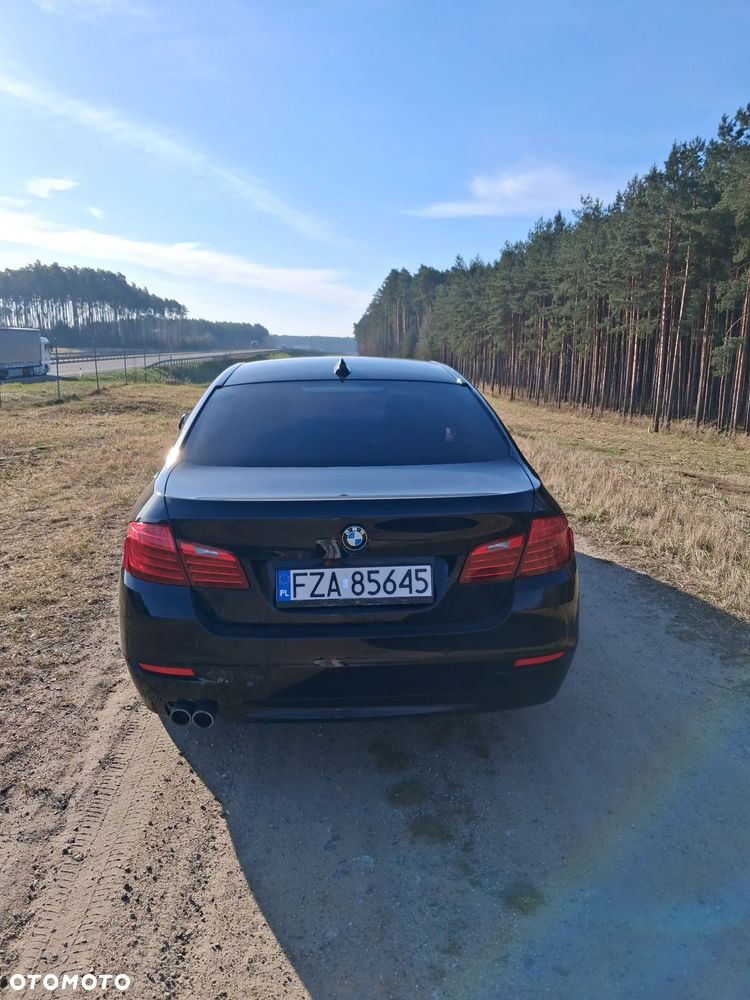 BMW Seria 5 518d - 4