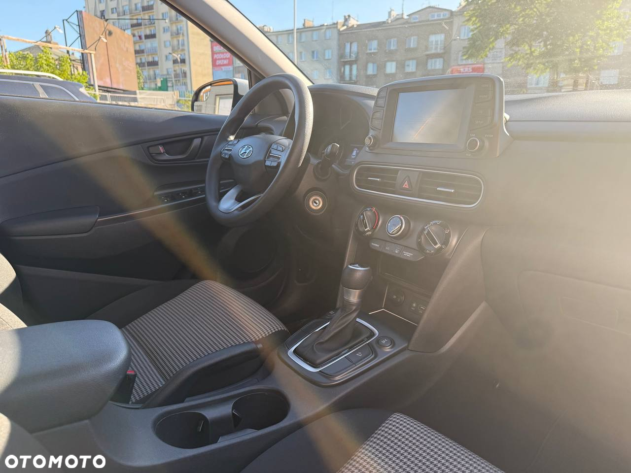 Hyundai Kona - 15
