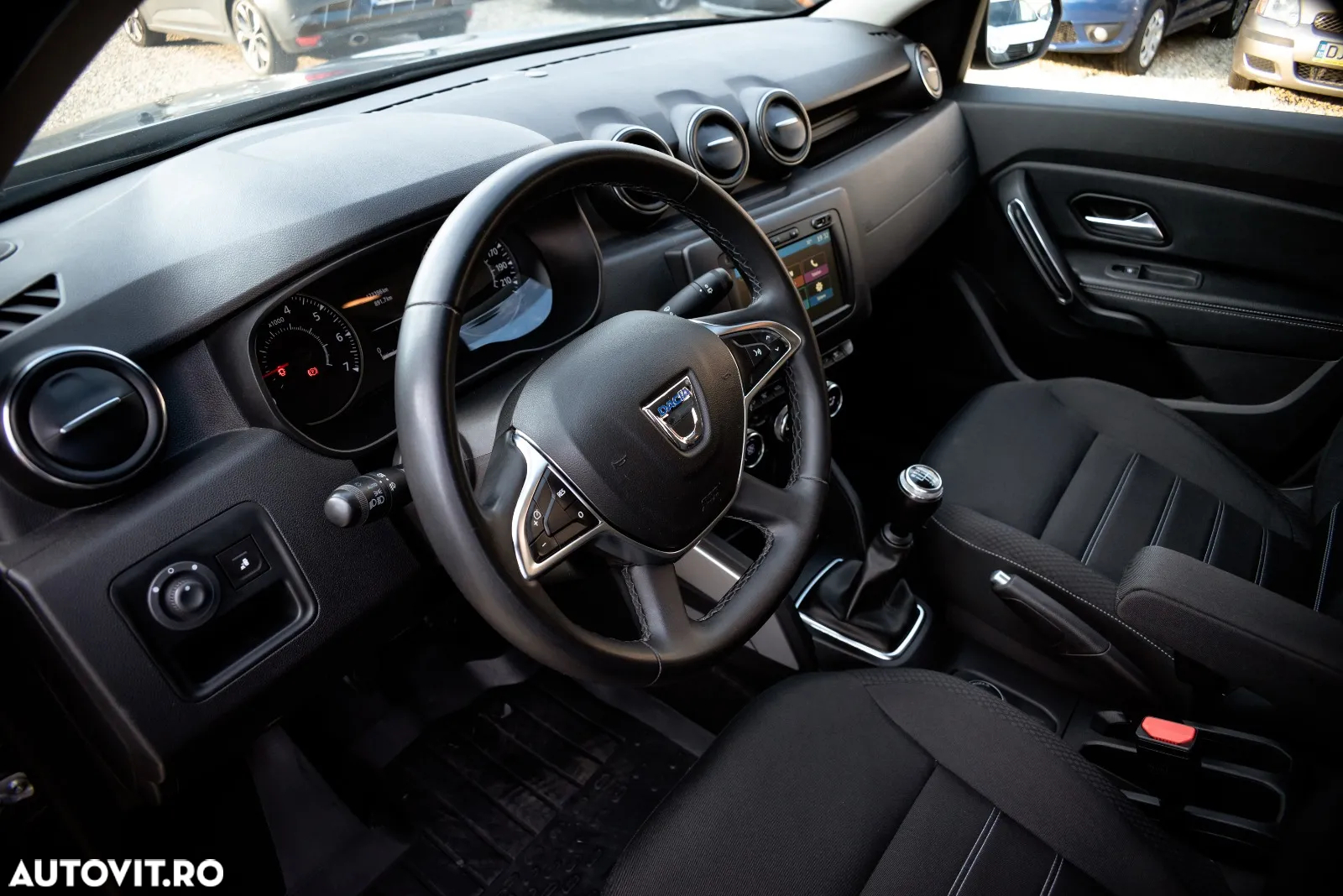 Dacia Duster 1.5 Blue dCi 4WD Prestige jante 17" - 11