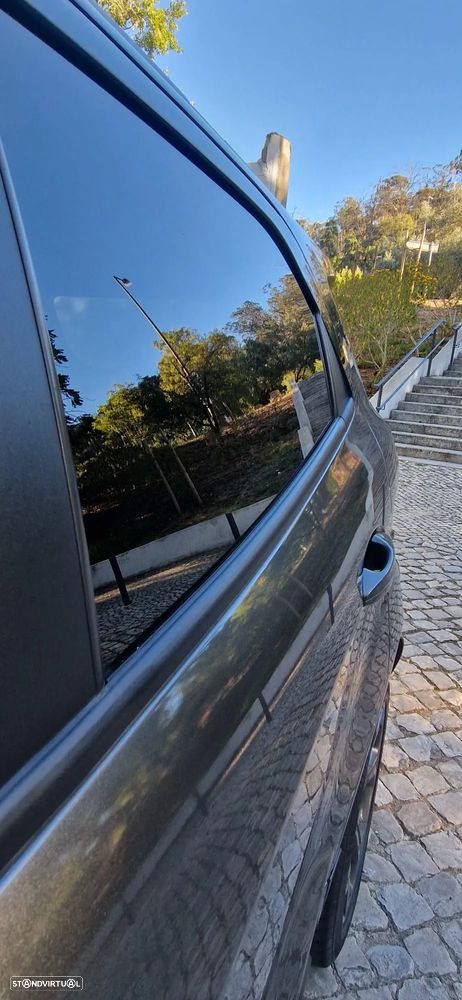 Ford EcoSport 1.0 EcoBoost ST-Line Plus - 21