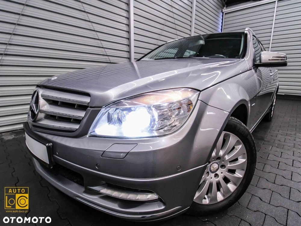 Mercedes-Benz Klasa C 180 CGI Automatik BlueEFFICIENCY Elegance - 28