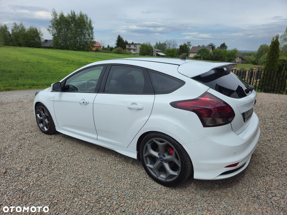 Ford Focus - 6