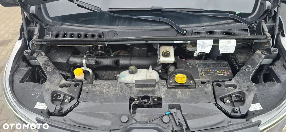 Renault Trafic - 22