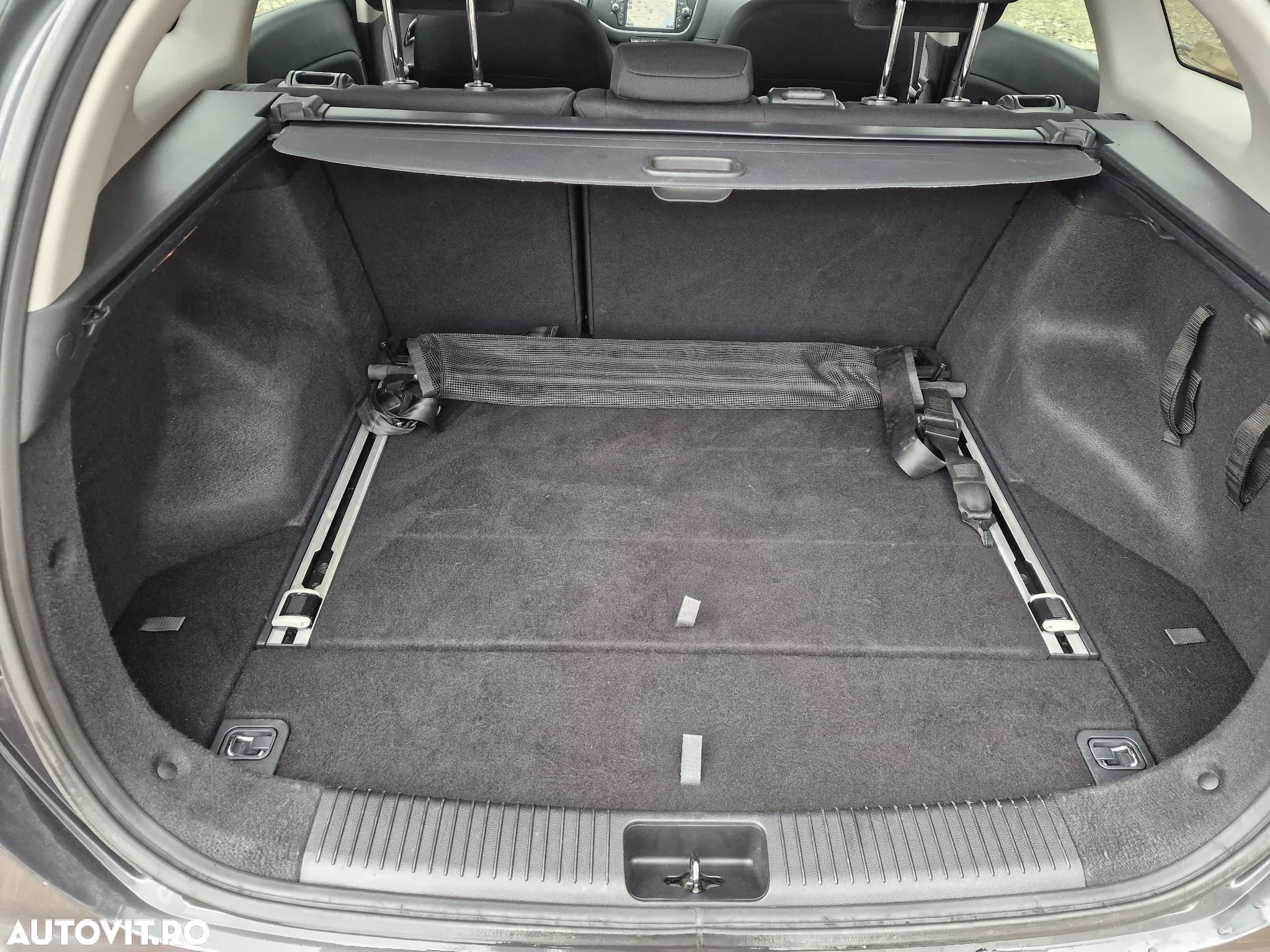 Kia Ceed 1.4 CRDi 90 SW Vision - 13